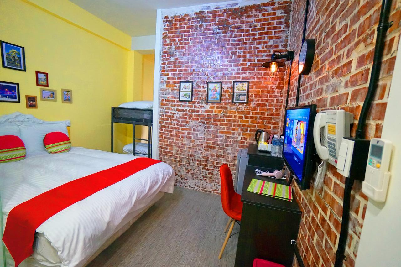 Laichite Hotel Love River Каосюн Екстериор снимка