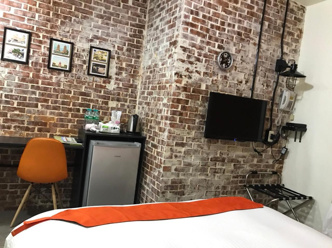 Laichite Hotel Love River Каосюн Екстериор снимка